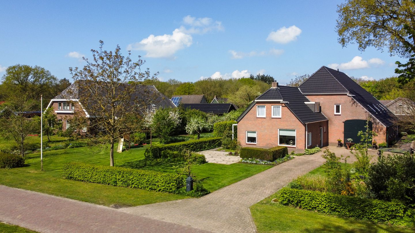 View photo 2 of Brinken 7