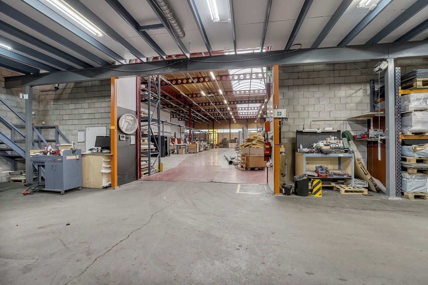 Bekijk foto 3 van Veerpolder 8