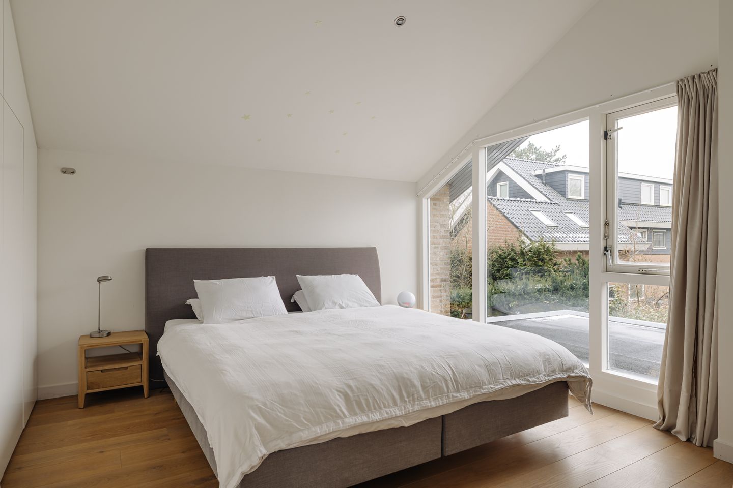 Photo 29 of Lage Weidtje 8