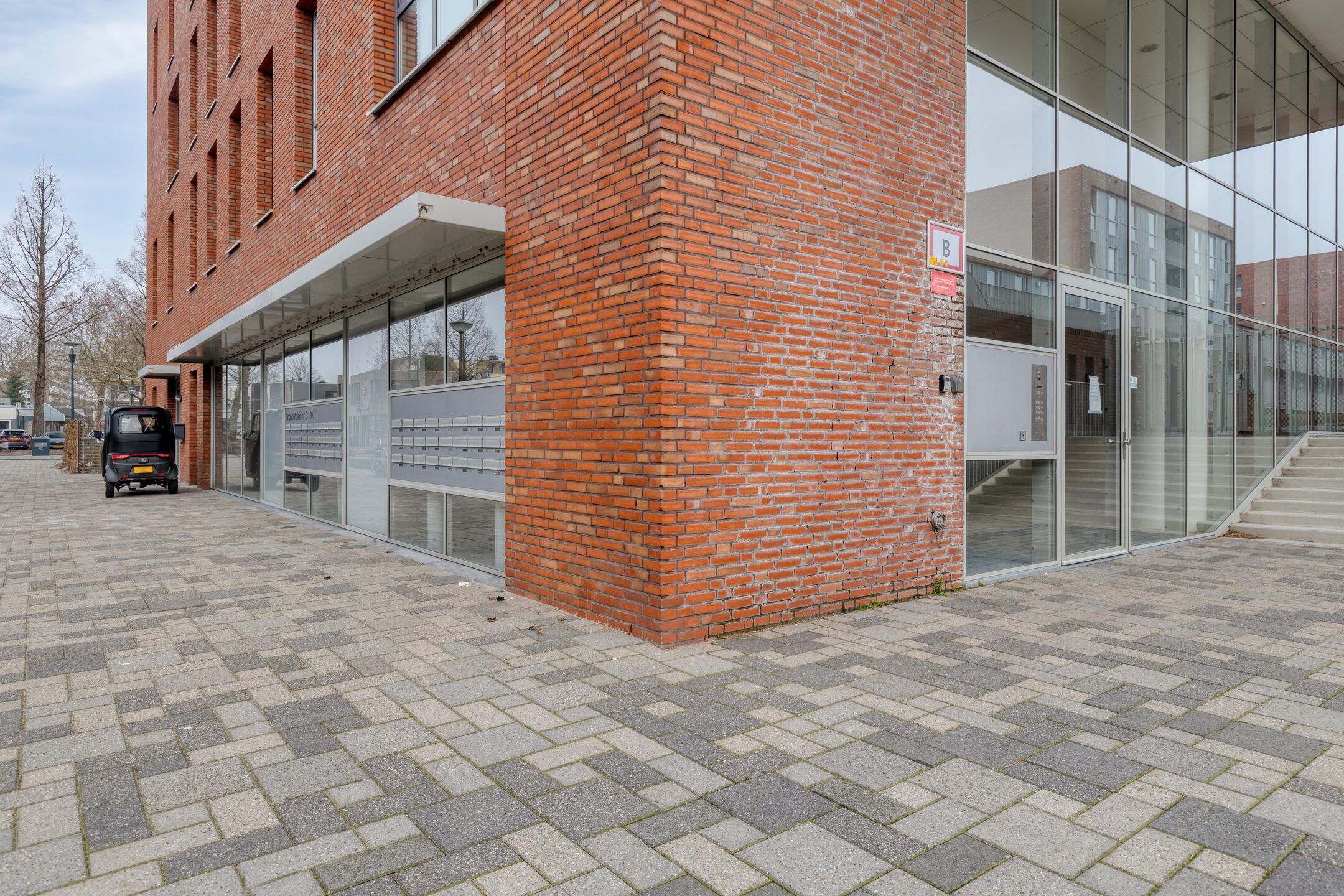 Foto 6 van Granaatplein 97