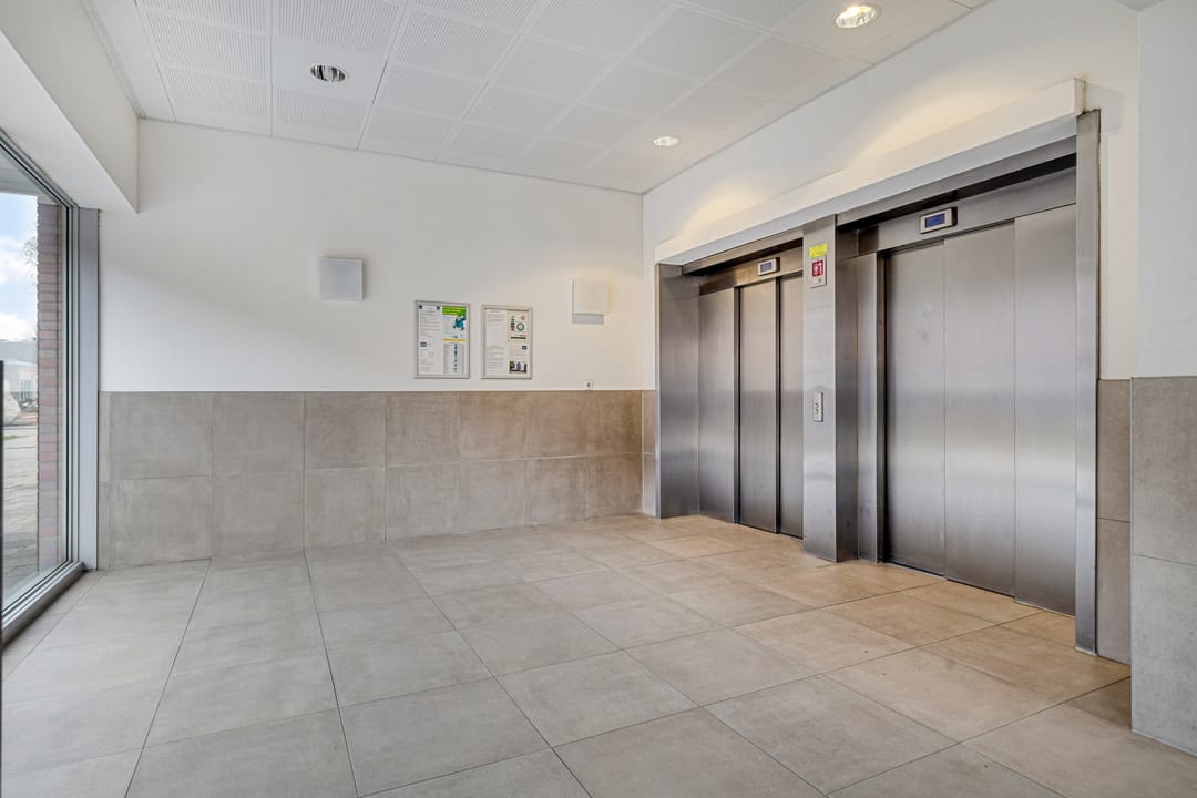 Foto 8 van Granaatplein 97