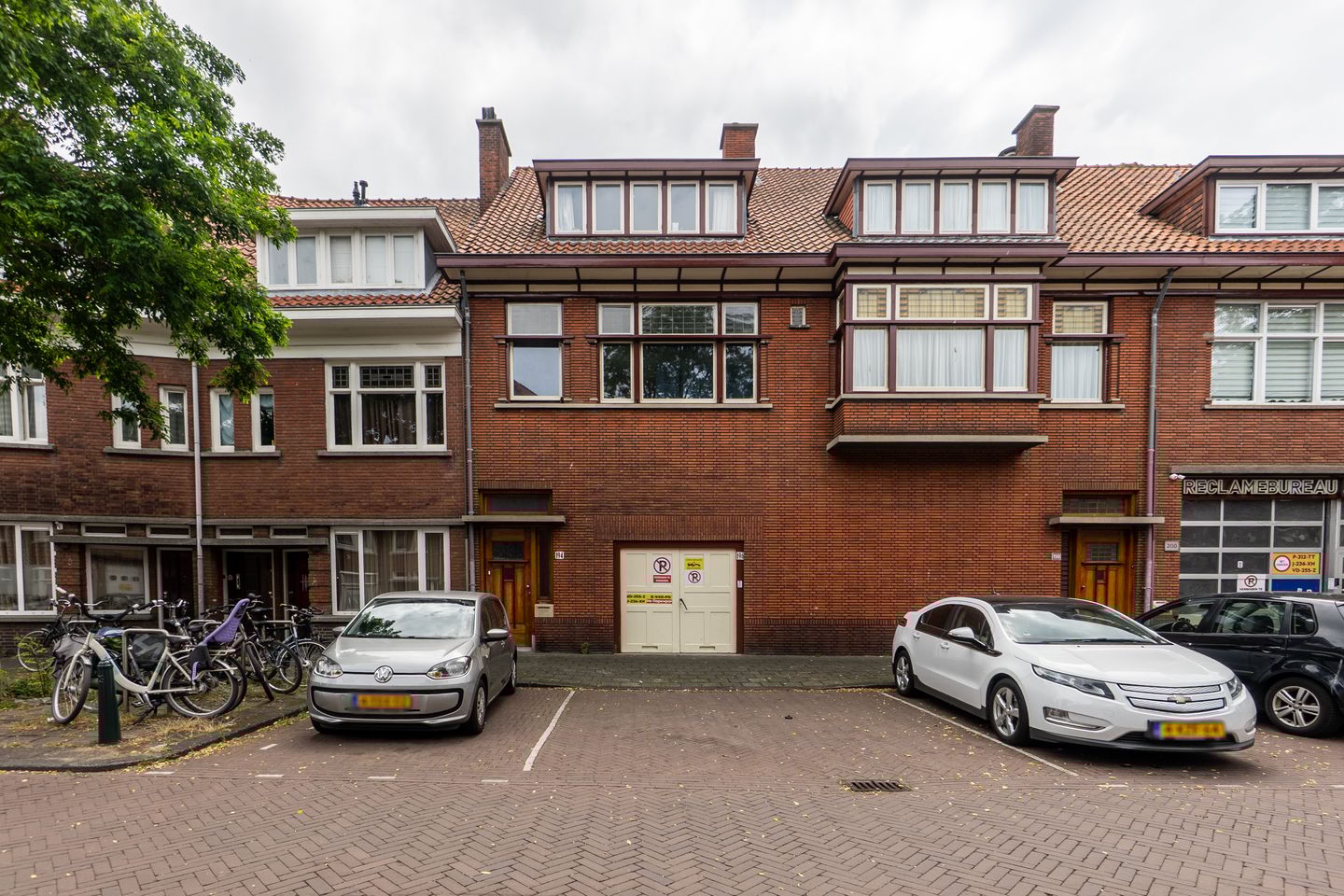 View photo 3 of Marktweg 194