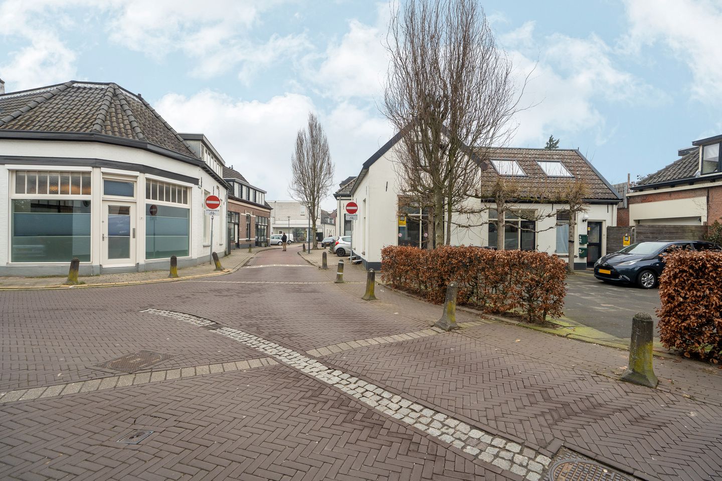 Bekijk foto 4 van Spoorstraat 2