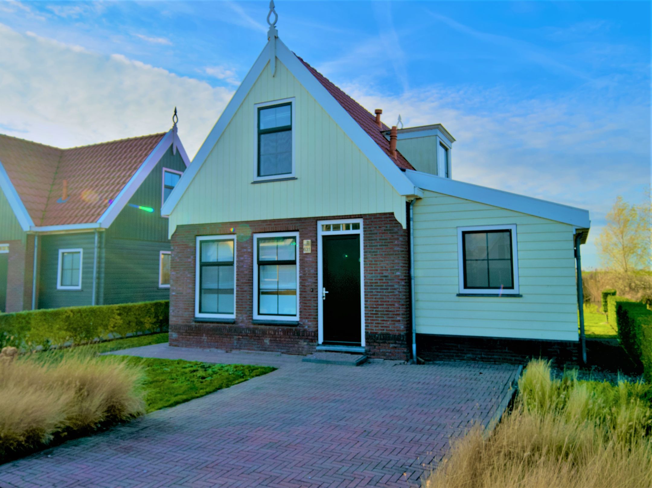 3-bedroom freehold villa in Uitdam — photo 1 of 5