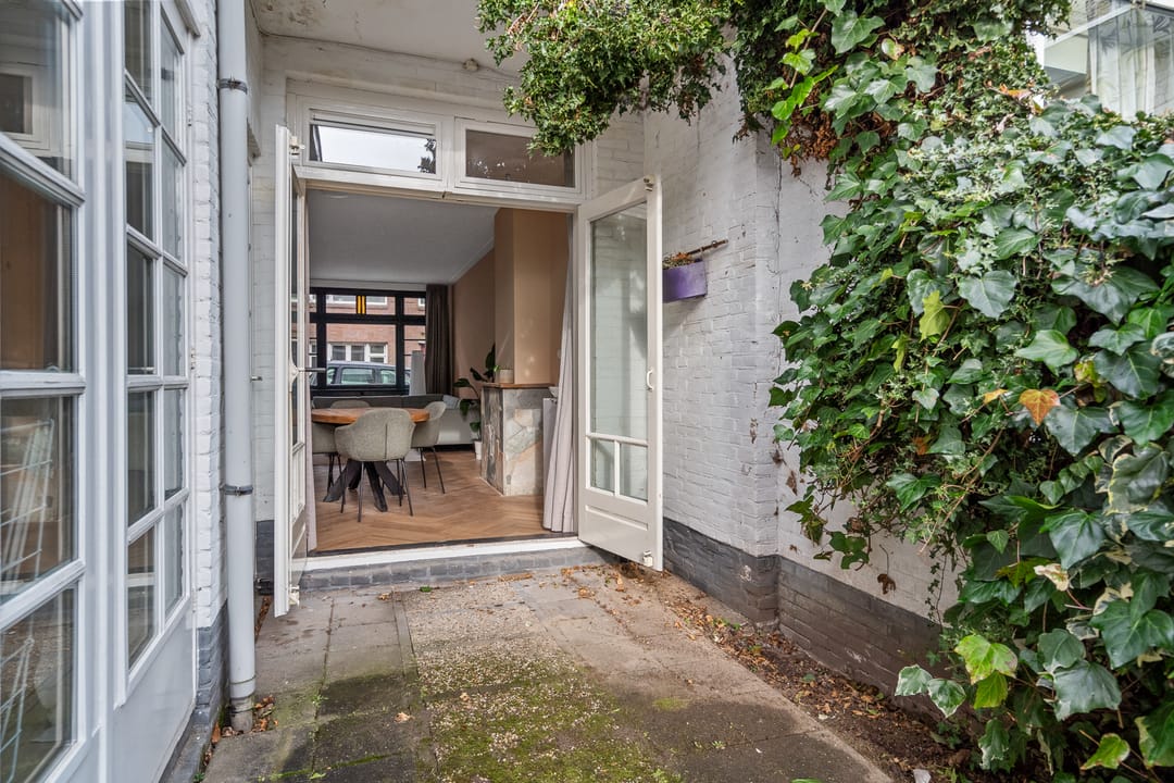 Photo 28 of Cornelis Mertenssstraat 55