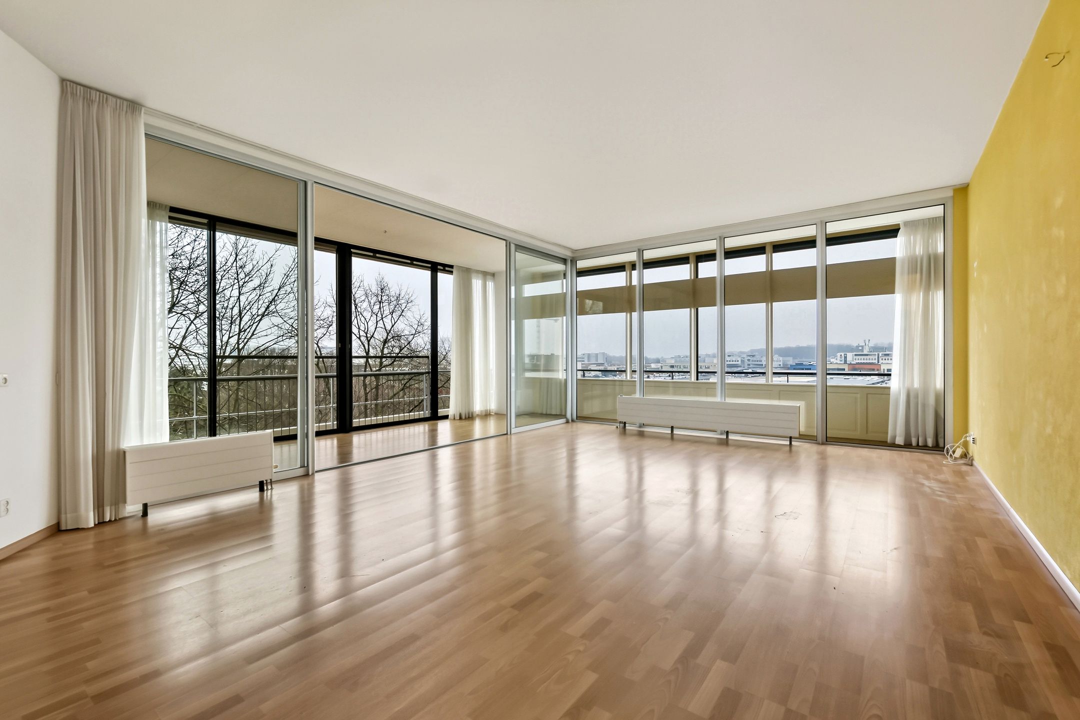 Photo 3 of Sir Winston Churchillln 283-F023