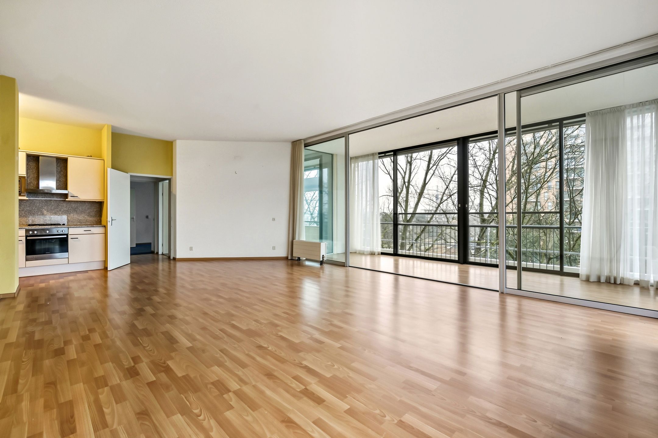 Photo 6 of Sir Winston Churchillln 283-F023