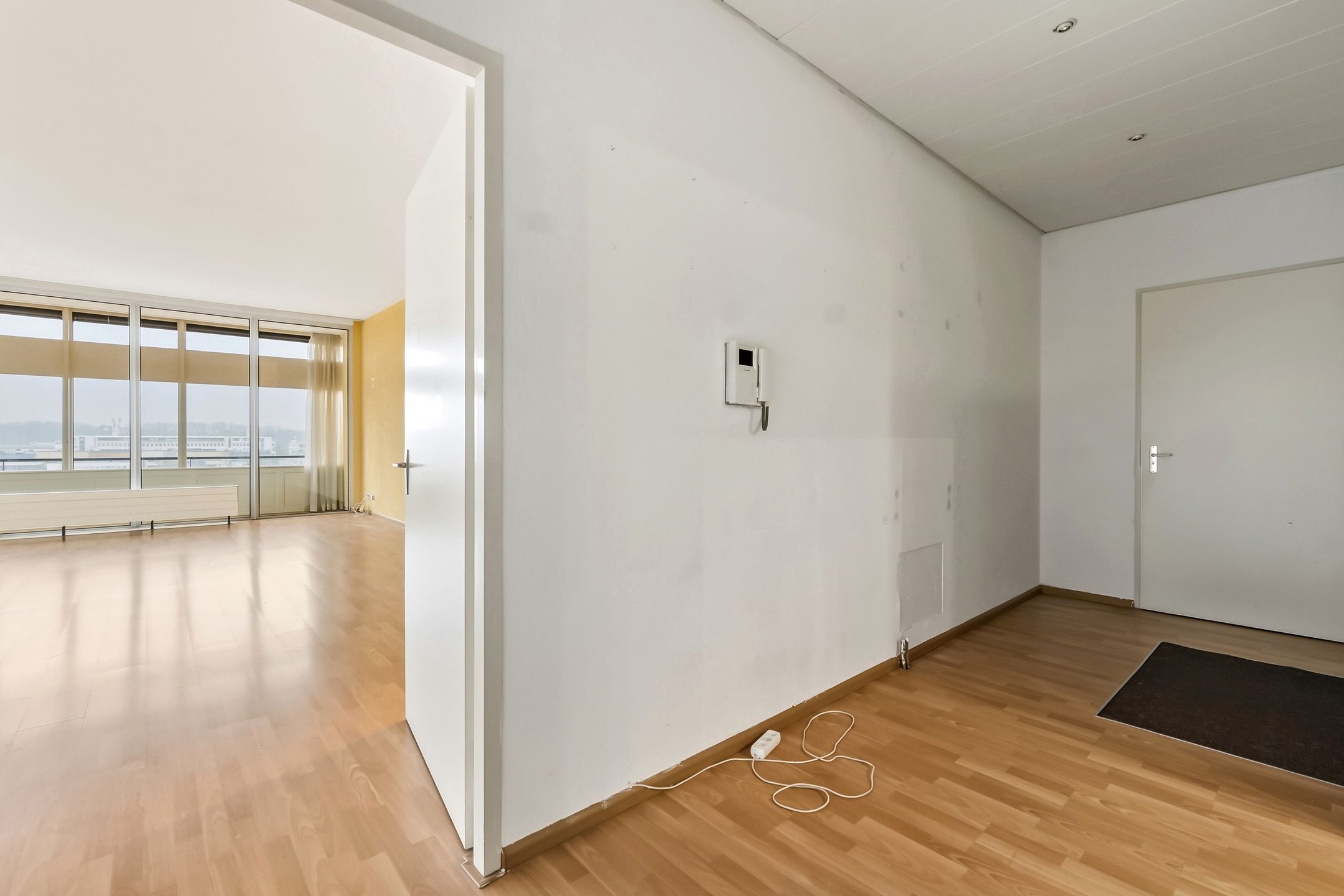 Photo 15 of Sir Winston Churchillln 283-F023