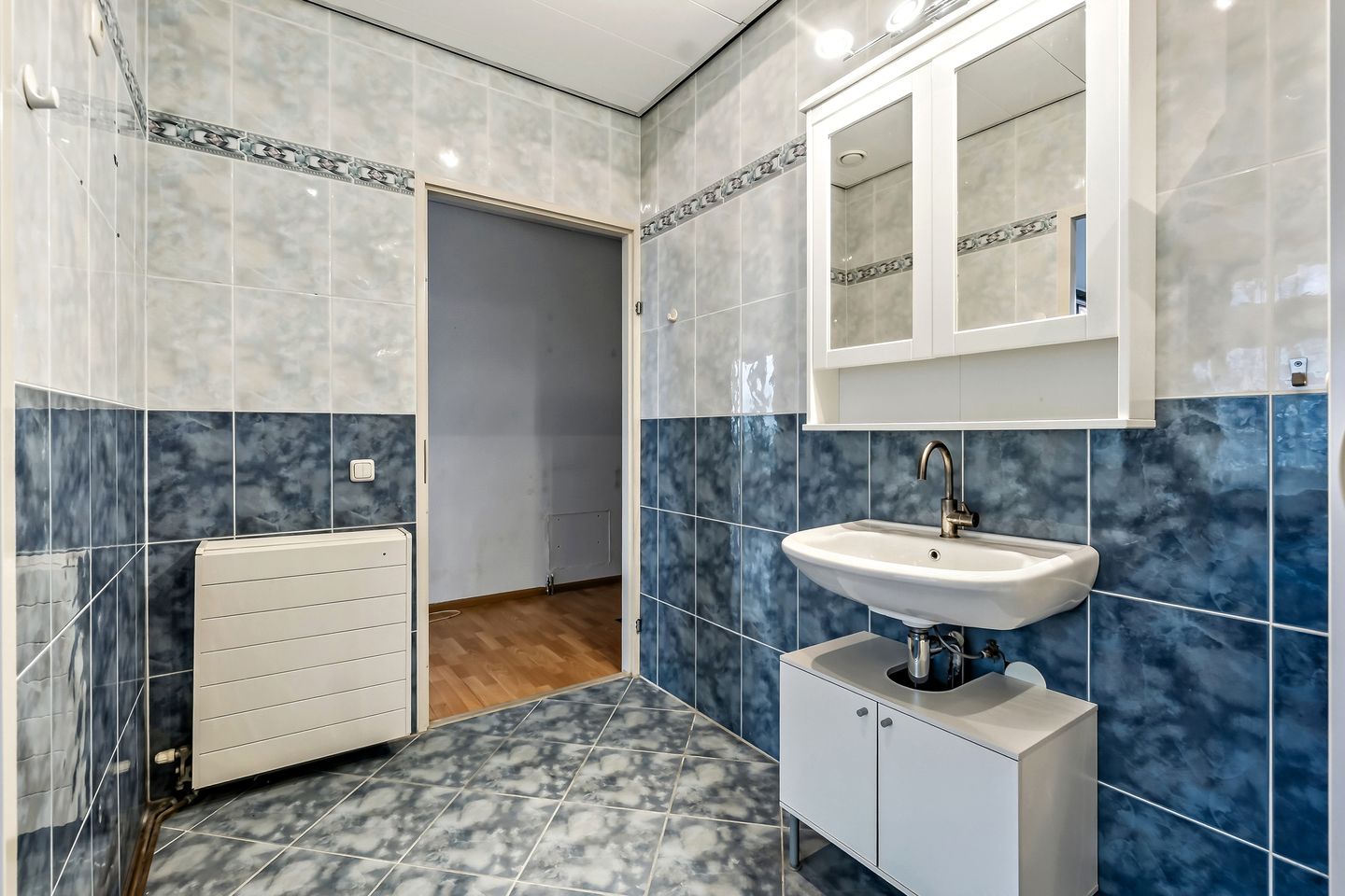 Photo 20 of Sir Winston Churchillln 283-F023