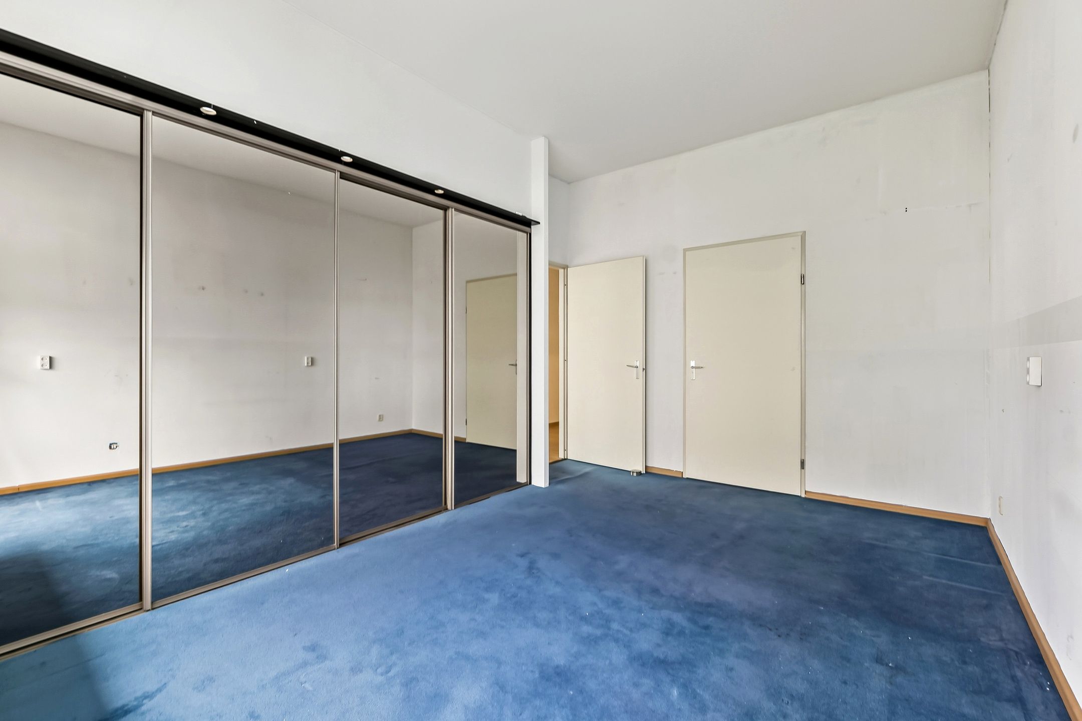 Photo 27 of Sir Winston Churchillln 283-F023