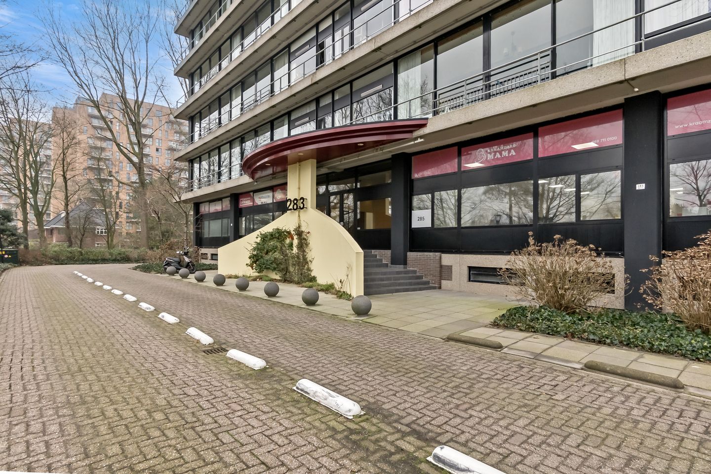 Photo 29 of Sir Winston Churchillln 283-F023