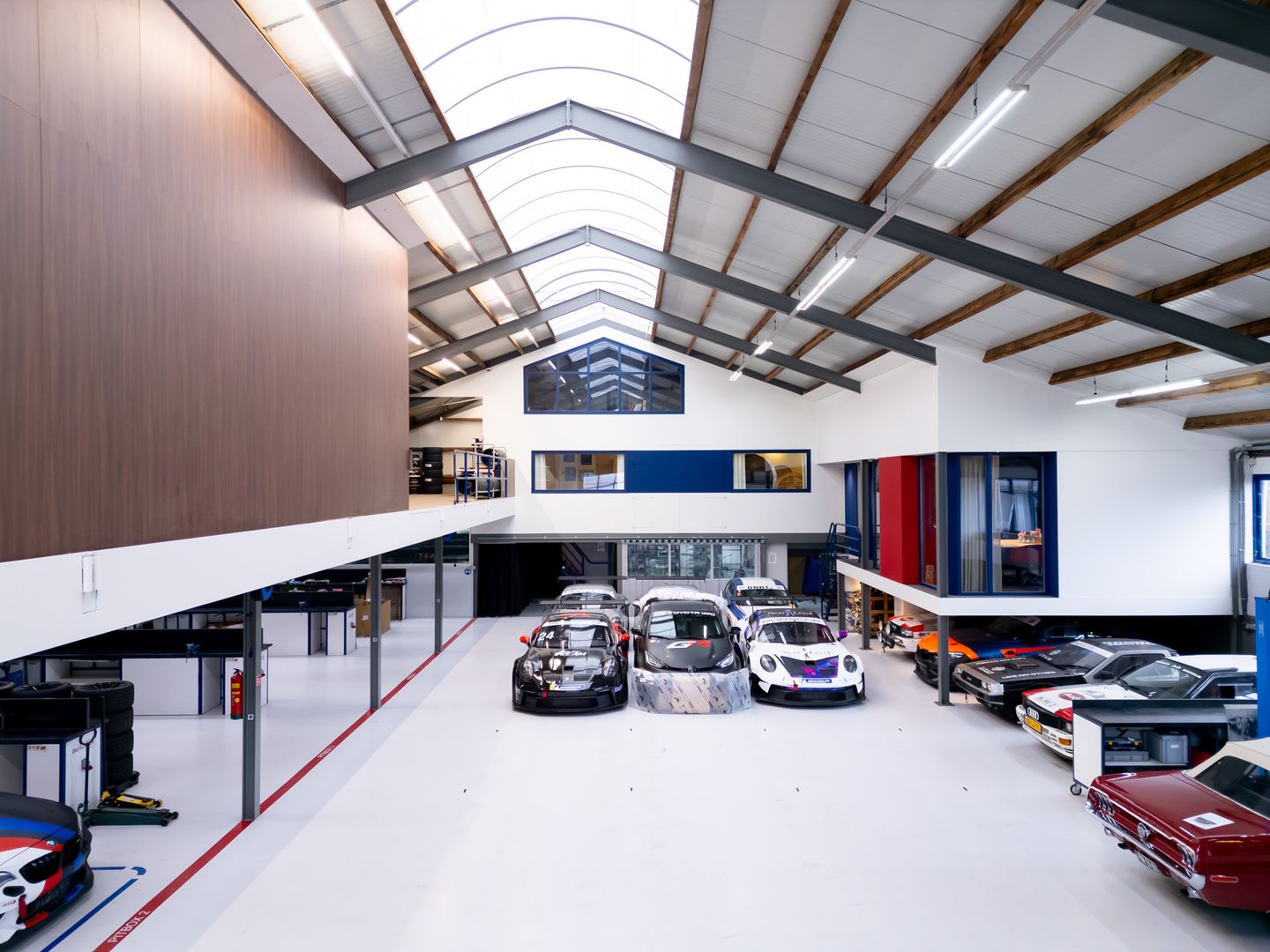 Bekijk foto 5 van Industrieweg 3