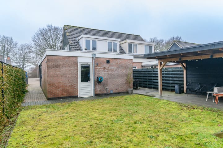 Foto 2 van Skoalplein 23