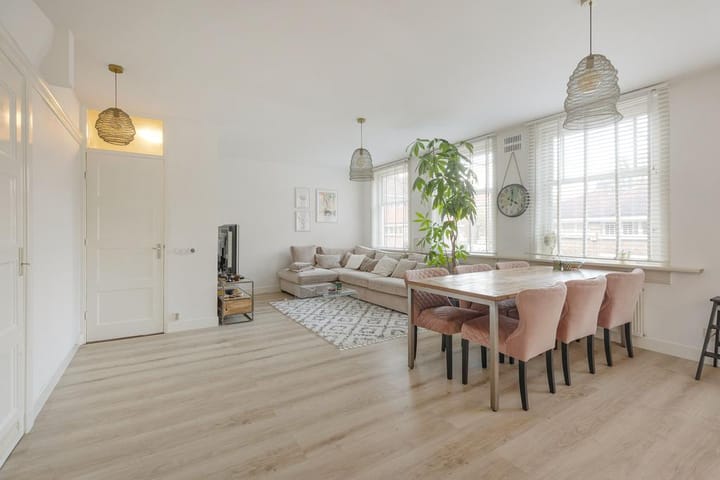 Foto 3 van Van Tuyll van Serooskerkenweg 1-1