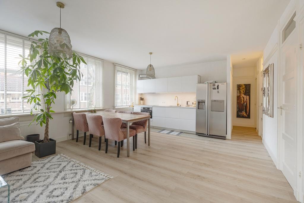 Foto 7 van Van Tuyll van Serooskerkenweg 1-1