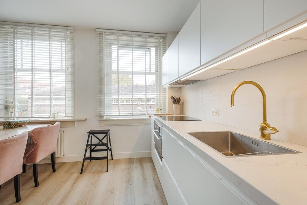 Foto 11 van Van Tuyll van Serooskerkenweg 1-1