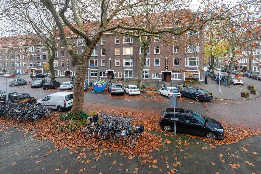 Foto 25 van Van Tuyll van Serooskerkenweg 1-1