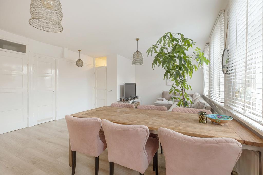 Foto 12 van Van Tuyll van Serooskerkenweg 1-1