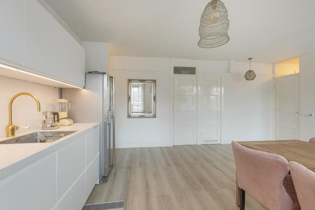 Foto 13 van Van Tuyll van Serooskerkenweg 1-1