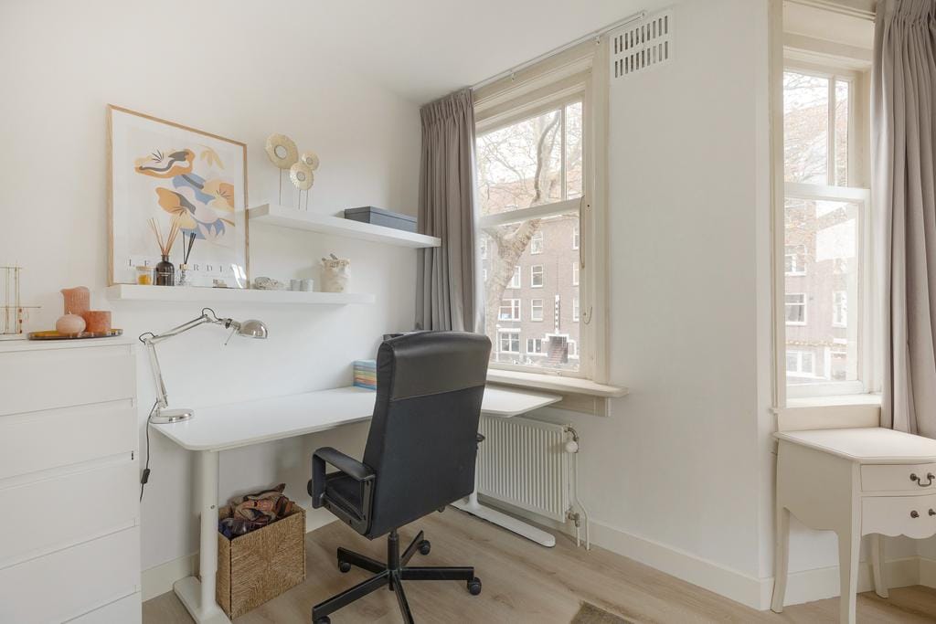 Foto 20 van Van Tuyll van Serooskerkenweg 1-1