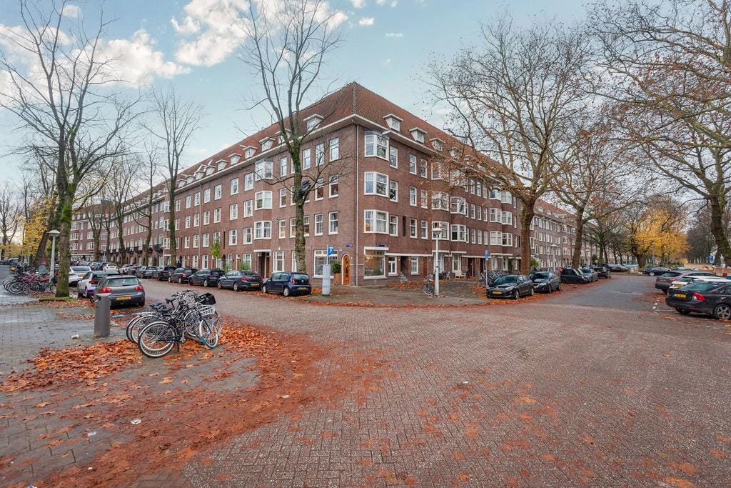 Foto 28 van Van Tuyll van Serooskerkenweg 1-1