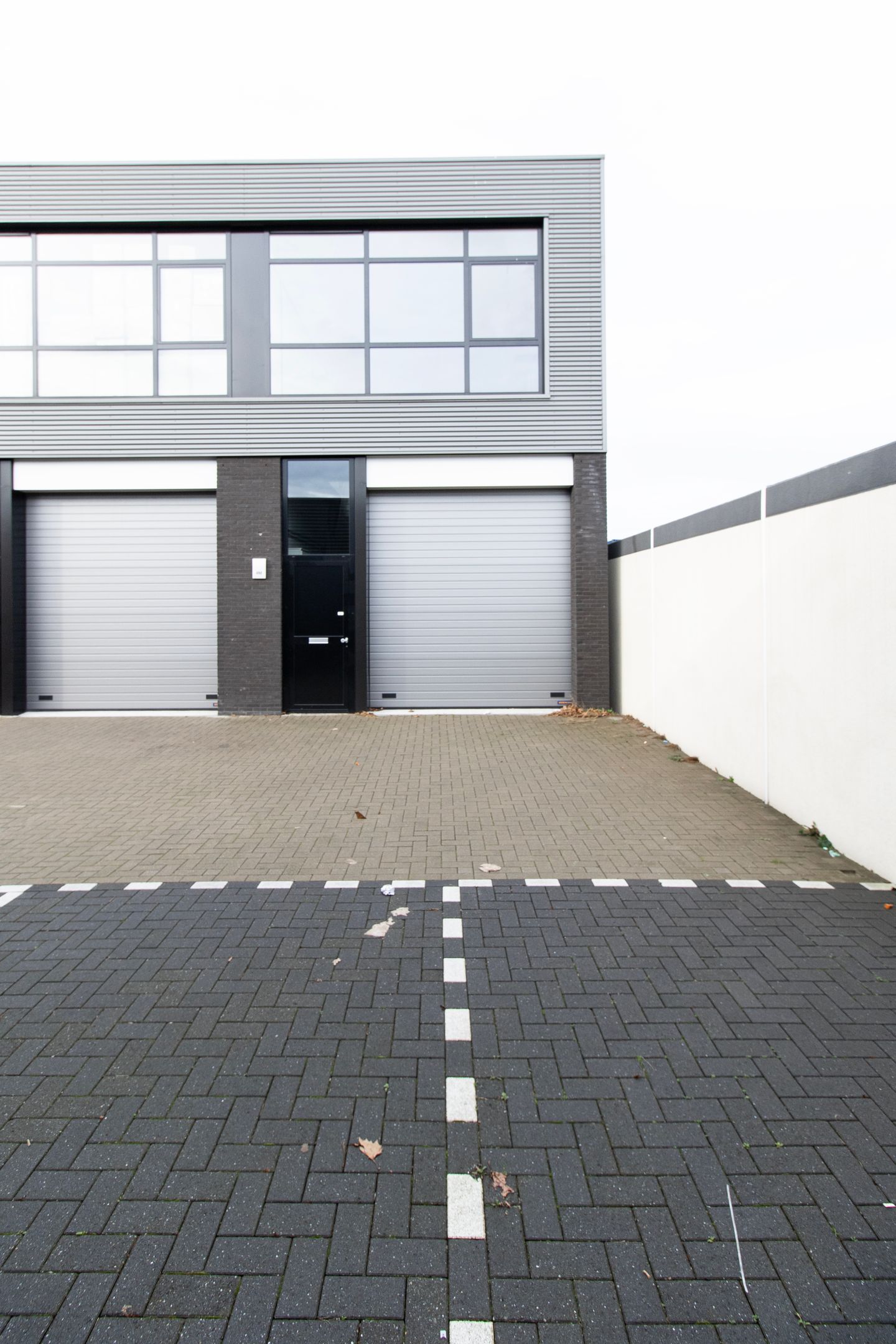 View photo 2 of Industrieweg 4-M