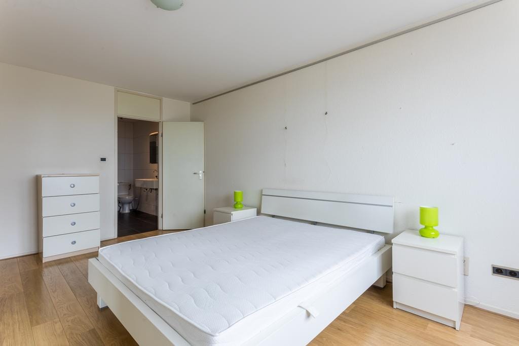 Foto 24 van Gevers Deynootplein 183