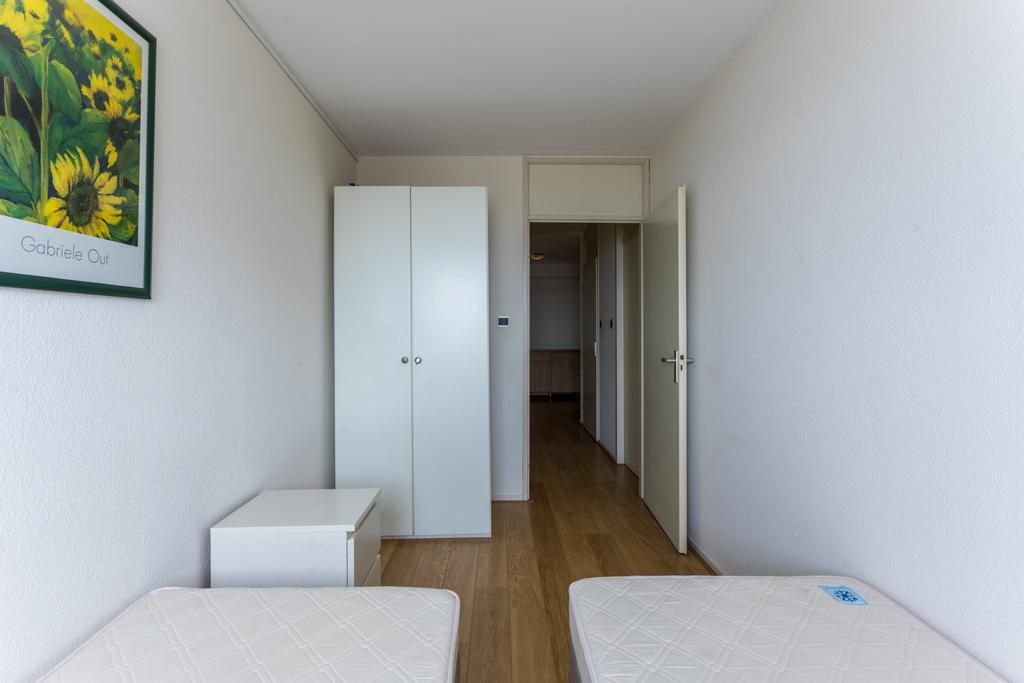 Foto 28 van Gevers Deynootplein 183