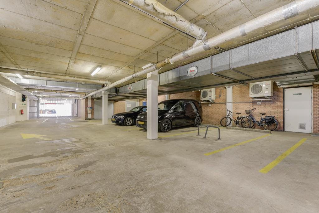 Foto 32 van Gevers Deynootplein 183