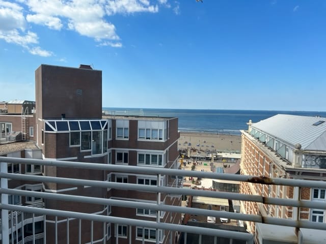 Foto 40 van Gevers Deynootplein 183