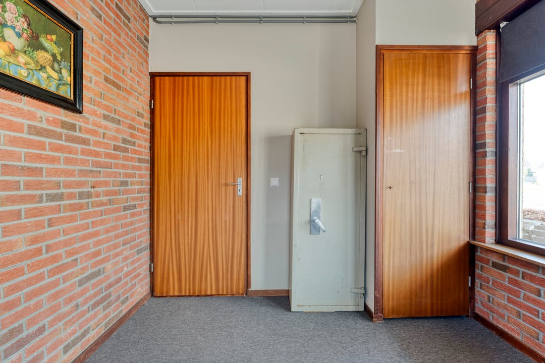 Photo 32 of Hoofdweg 113