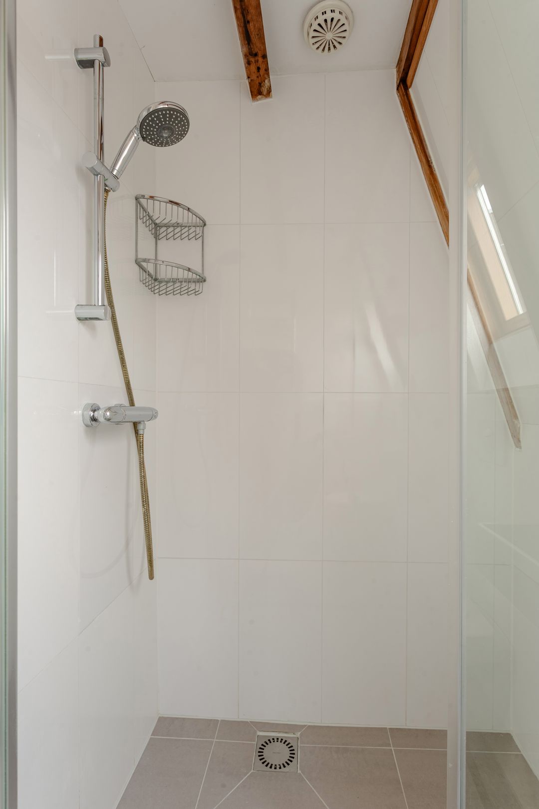 Photo 31 of Madurastraat 62-3