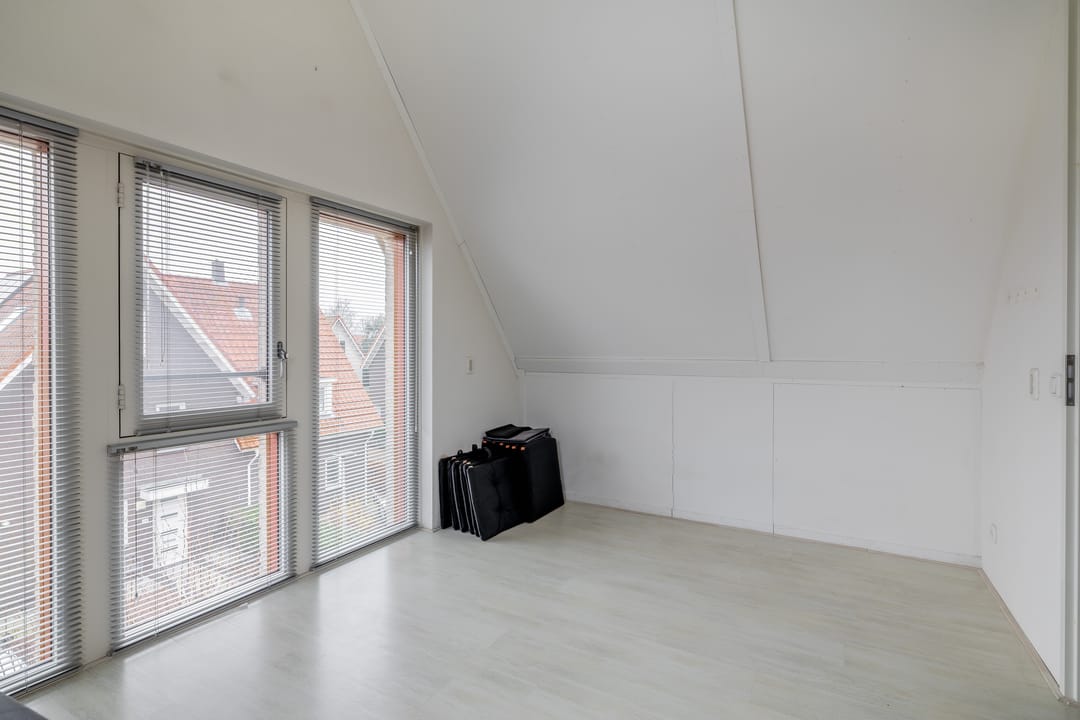 Photo 32 of De Loete 19