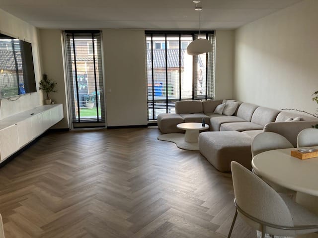 Foto 2 van Bresselaan 12