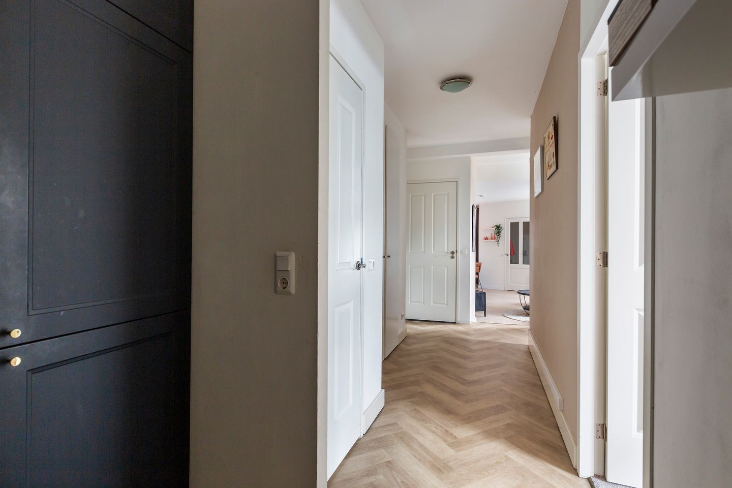 Foto 10 van IJsselmondestraat 31-A