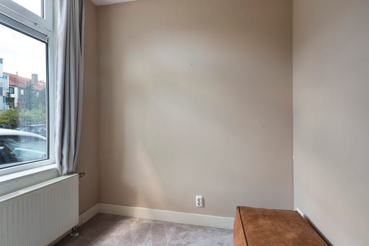 Foto 16 van IJsselmondestraat 31-A