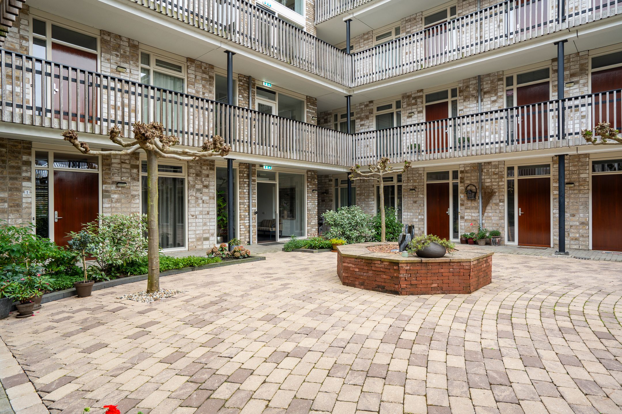 Photo 39 of Weversgildeplaats 34