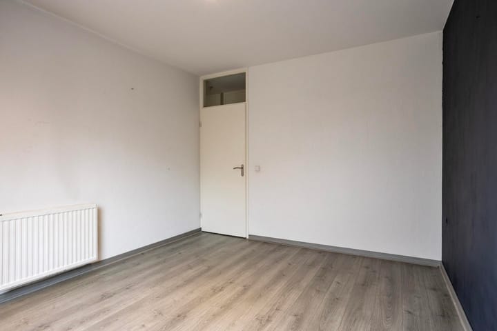 Foto 16 van Roserije 81-C