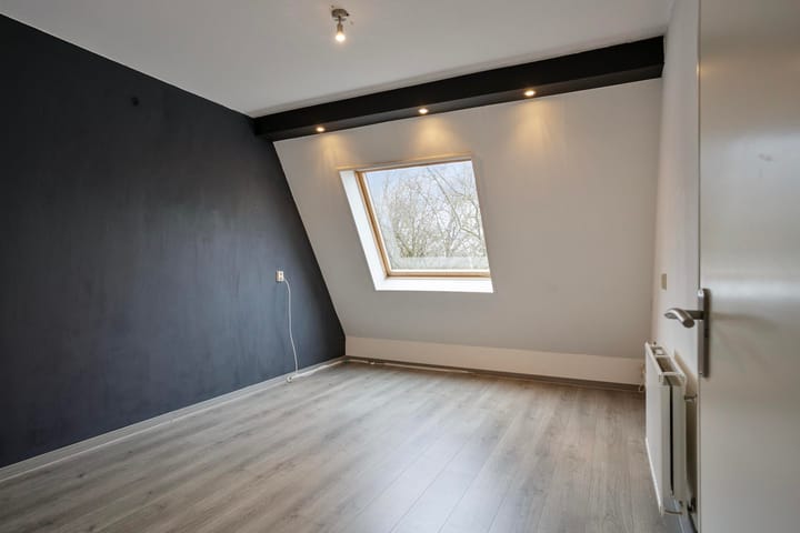 Foto 15 van Roserije 81-C