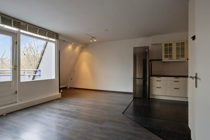 Foto 4 van Roserije 81-C