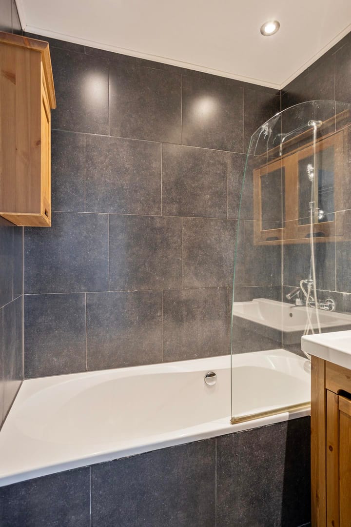 Foto 14 van Roserije 81-C