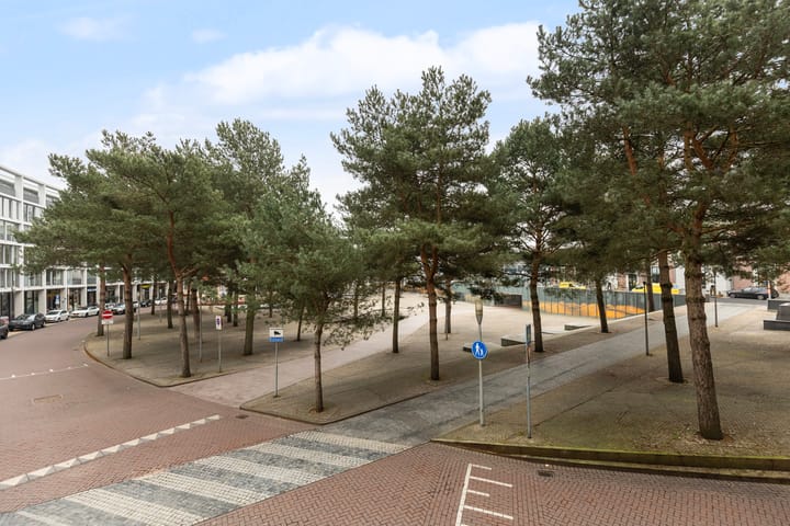 Appartement te koop: Stationsplein 25, Apeldoorn