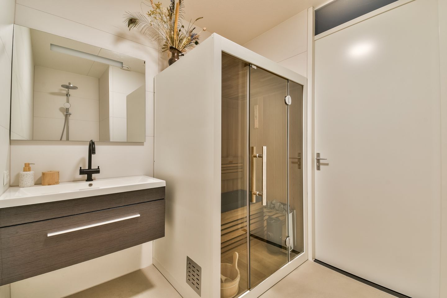 Foto 14 van Maria Austriastraat 79