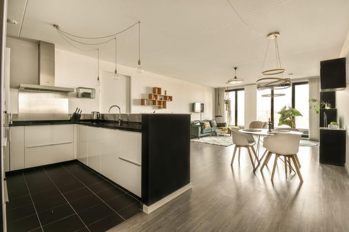 Photo 7 of Erich Salomonstraat 144