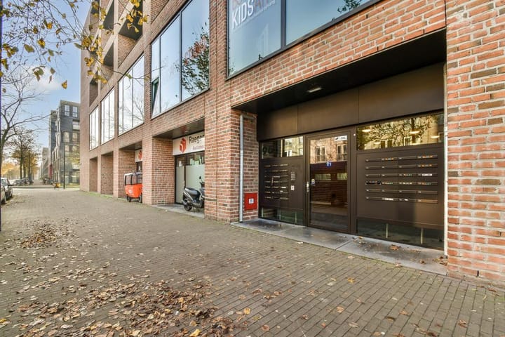 Photo 22 of Erich Salomonstraat 144