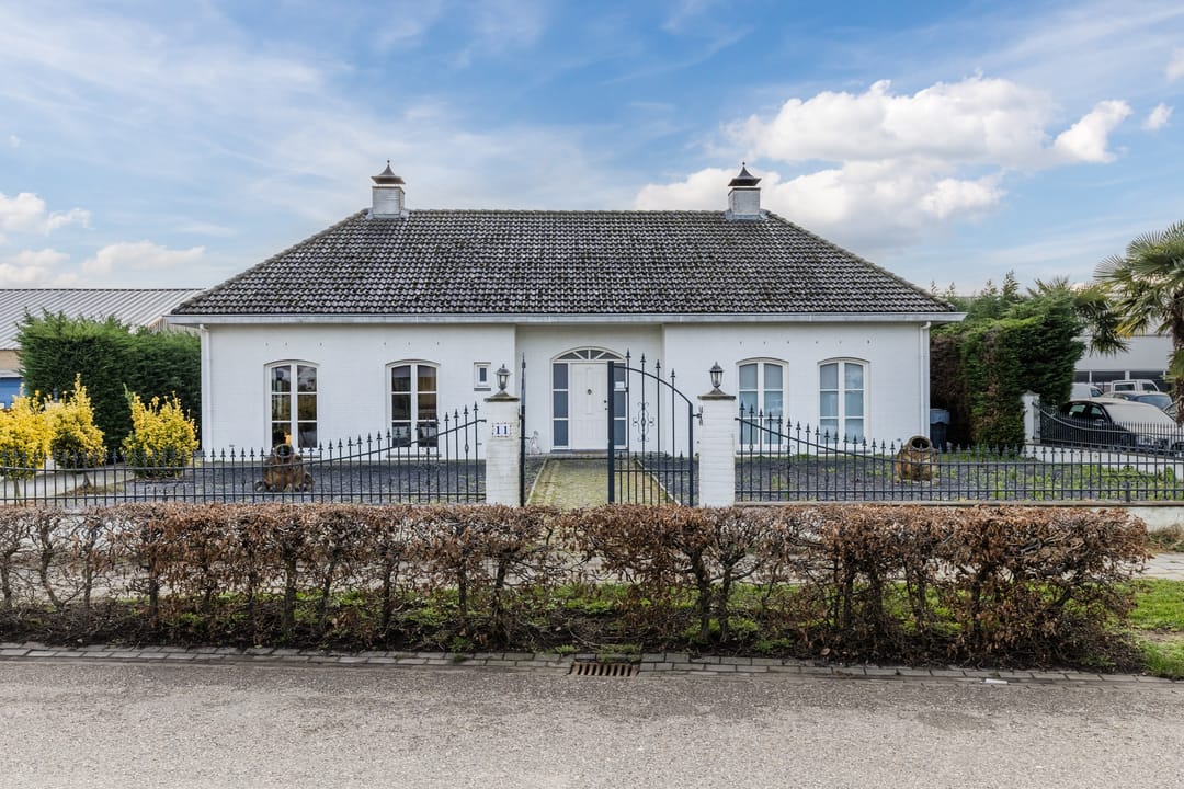 Vrijstaande woning aan Palmbrugweg 11, 6101AH Echt