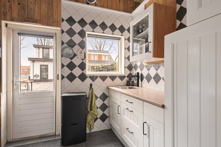 Photo 32 of Hoofdweg 1786