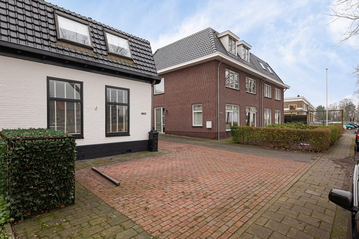 Photo 42 of Hoofdweg 1786