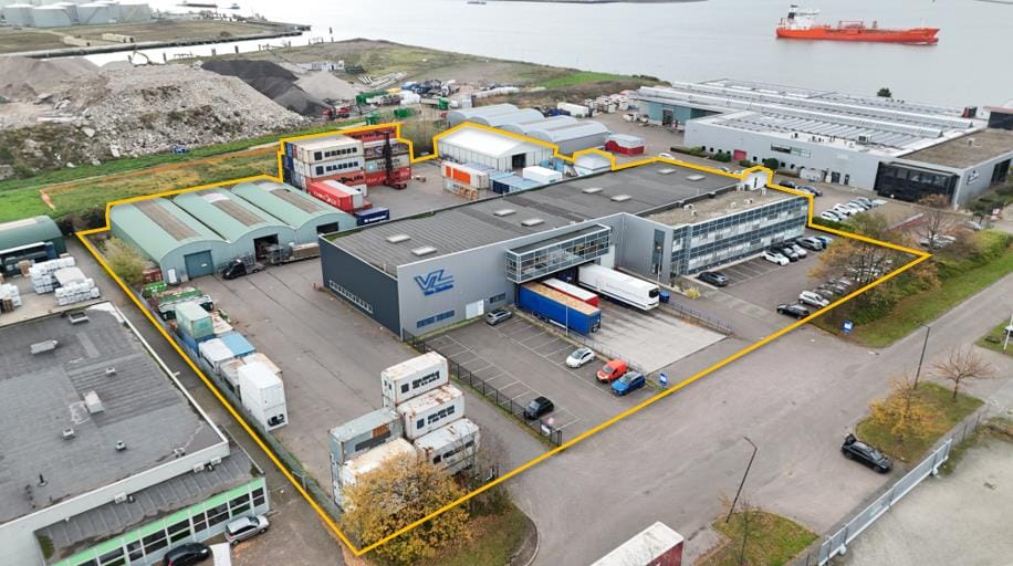 Bekijk foto 2 van Beugsloepweg 11