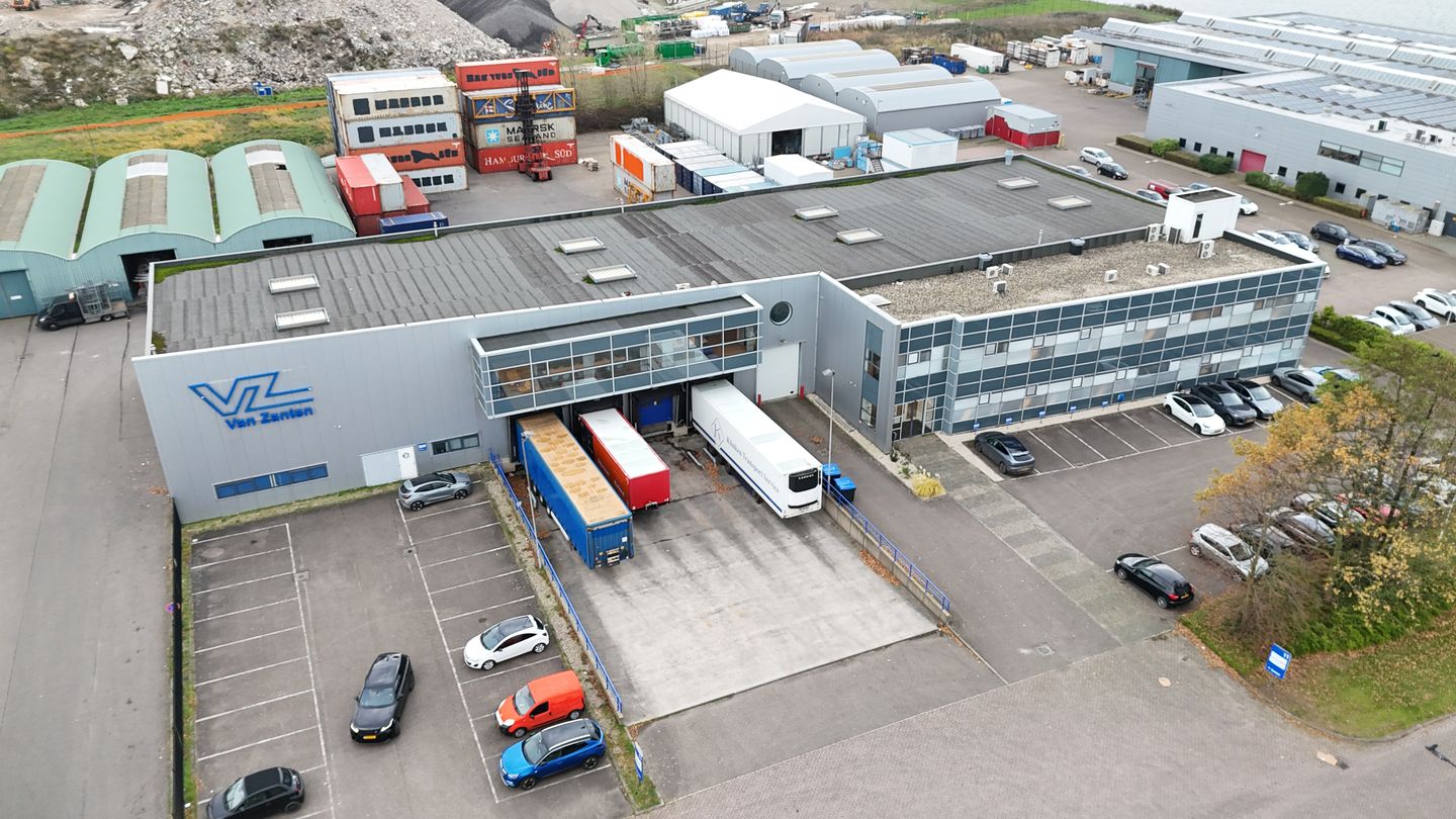 Bekijk foto 3 van Beugsloepweg 11